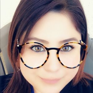 Meet your Posher, Martha